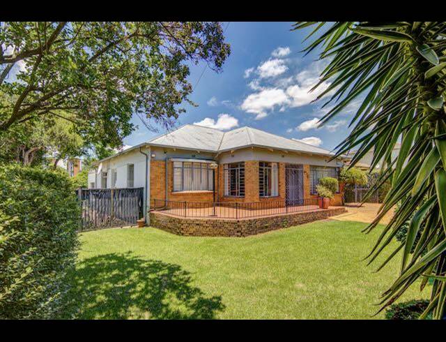 5 BEDROOM HOUSE FOR SALE IN KENSINGTON